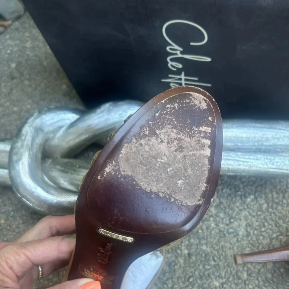 Cole Haan Gold Leather Verona Strappy High Heel Sandals Size 9.5 - Picture 3 of 10